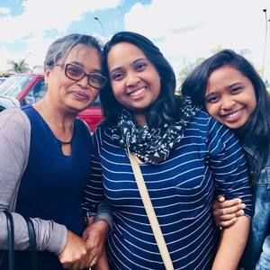 Meet your Posher, Manoa